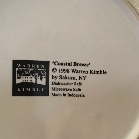 Warren Kimble Sakura Coastal Breeze 8” Plate - Picture 4 of 4